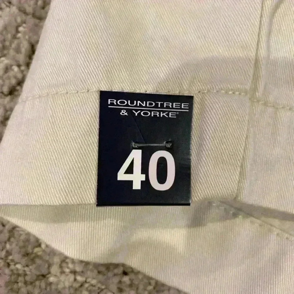 Roundtree&York classic fit shorts size 40 - Picture 3 of 5